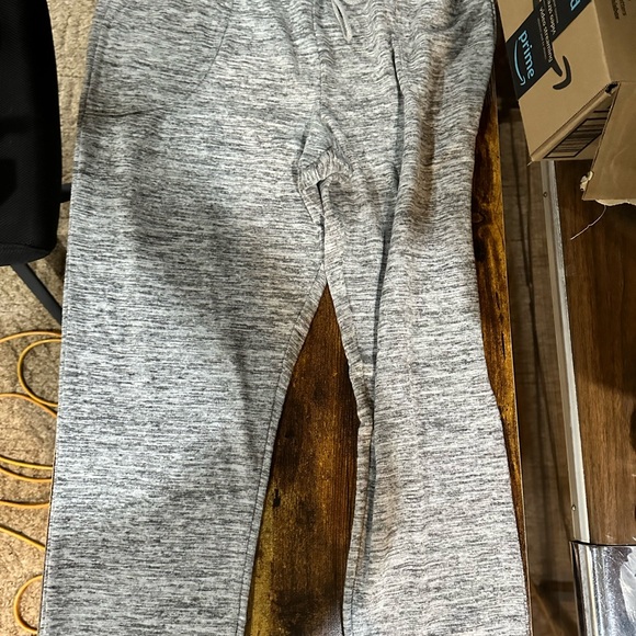 Adore me sweatpants - Picture 3 of 3